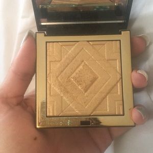 Artis Couture Highlighter